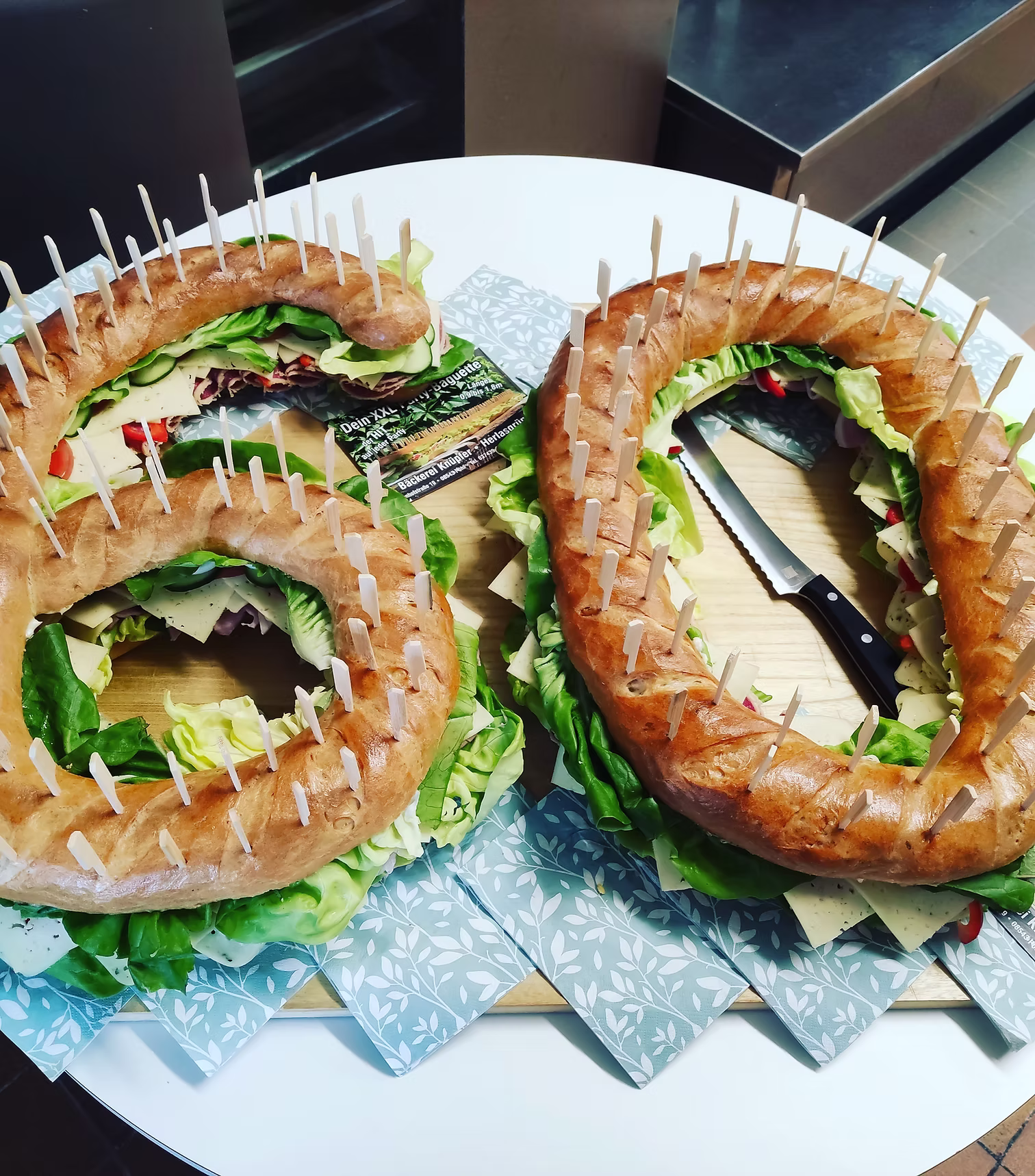 Mehrere Partybaguettes der Bäckerei Knüpfer Mehrere Partybaguettes der Bäckerei Knüpfer